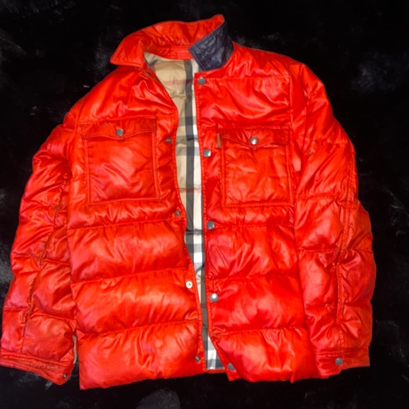 Kids Burberry 14 (price negotiable)